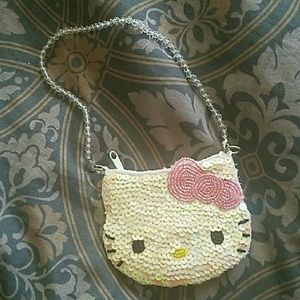 LAST CHANCE Hello Kitty coin purse